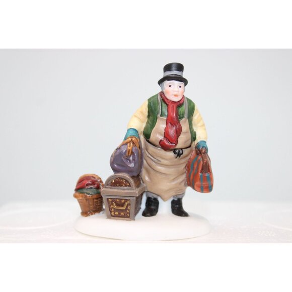 Dept 56 Dickens Village - Come Into the Inn - Picture 5 of 10